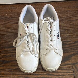 Fila Women’s Classic White Sneakers